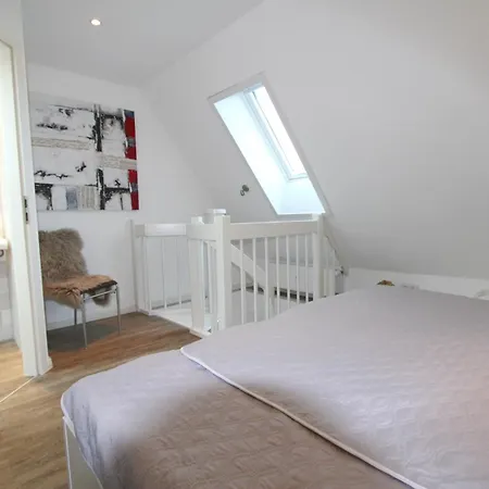 Apartment Feldmarkstrasse 5, App 10 *